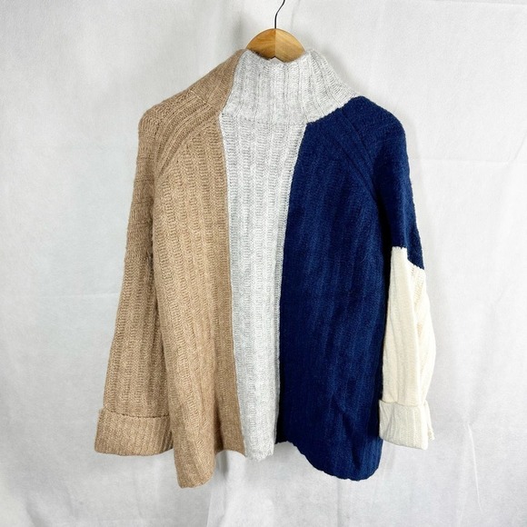 Eleven Six Talia Color Block Oversized Poncho Sweater Size M/L - Picture 5 of 15